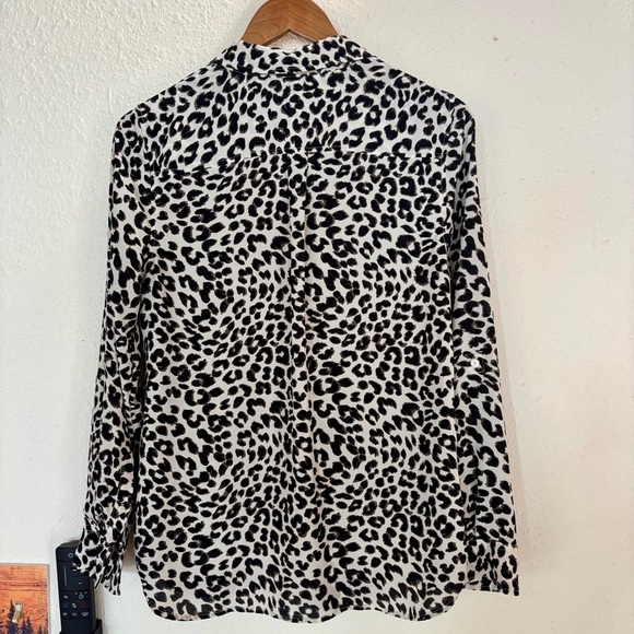 Talbots Monochrome Leopard Print Button Down Shirt - Picture 2 of 8